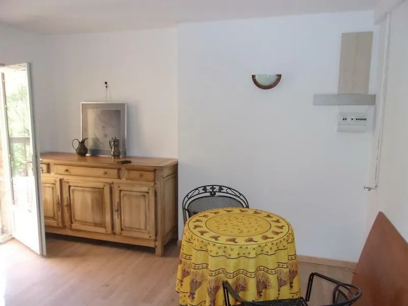La Tour Daugusta Hotel Bagnols-en-Foret France